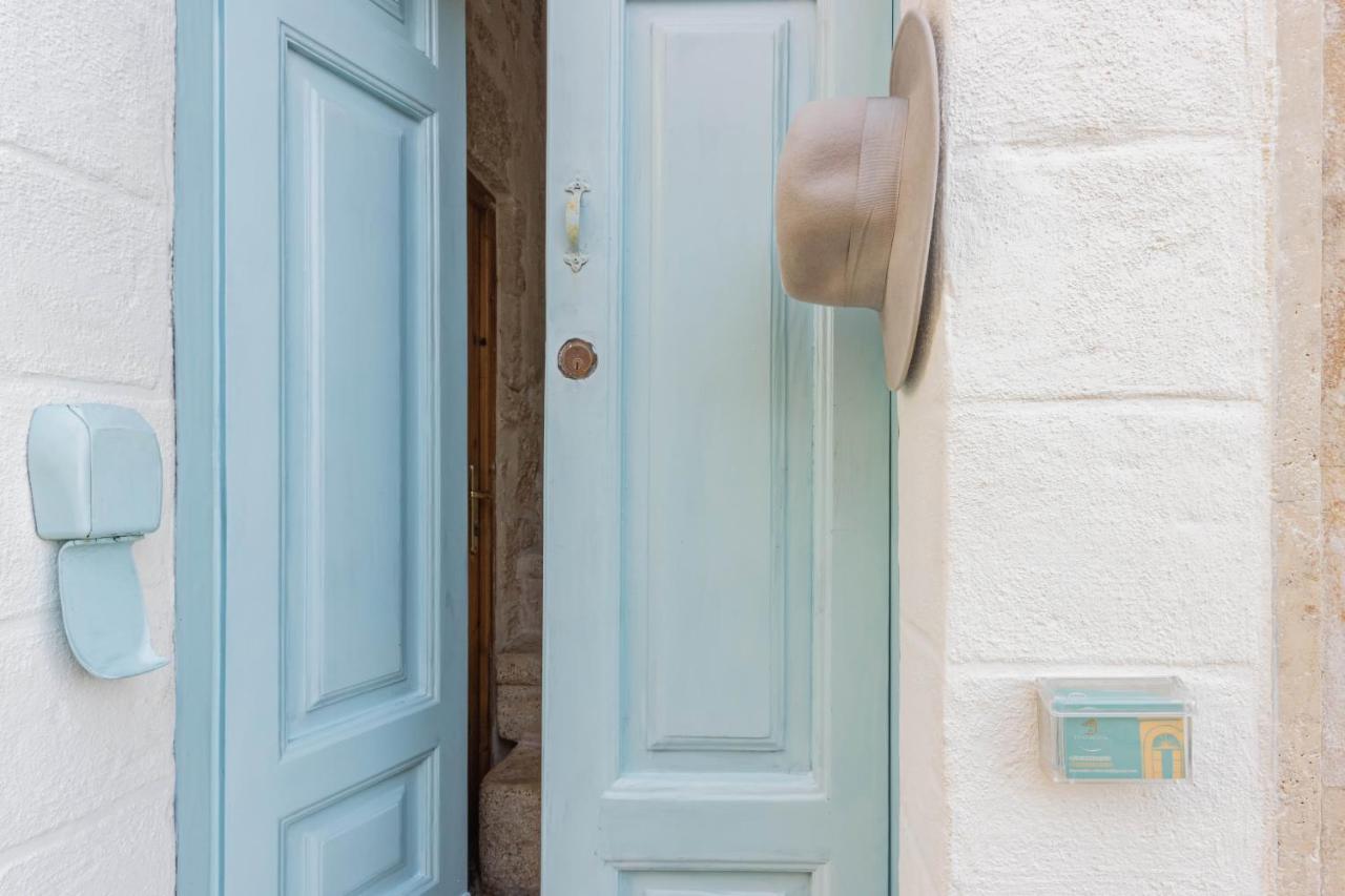 Extravacanza Dipinto Di Blu Polignano a Mare Bagian luar foto