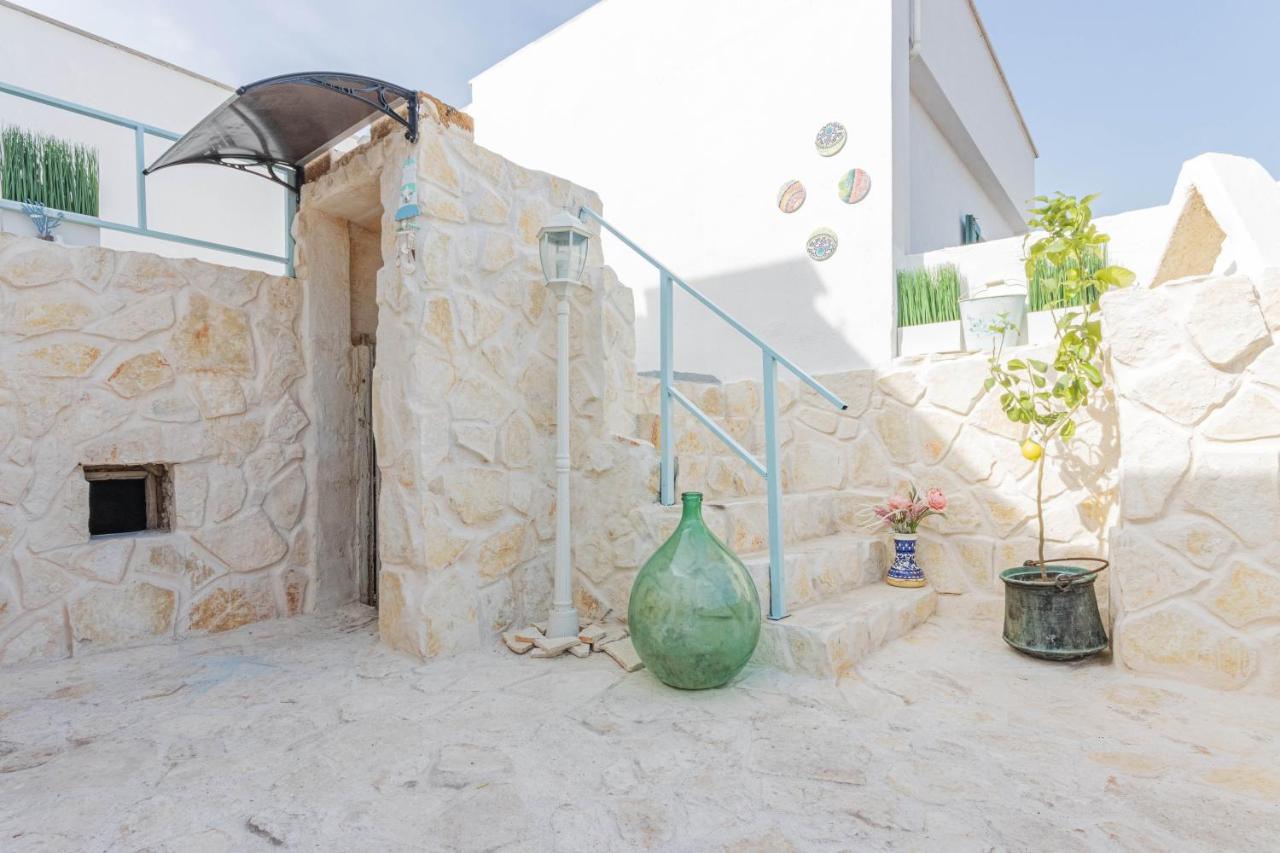 Extravacanza Dipinto Di Blu Polignano a Mare Bagian luar foto